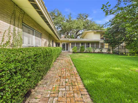 Tiny photo for 1202 Belmont PKWY, Austin, TX 78705 (MLS # 6198963)