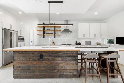 Tiny photo for 2700 E 12th ST, Austin, TX 78702 (MLS # 4423016)