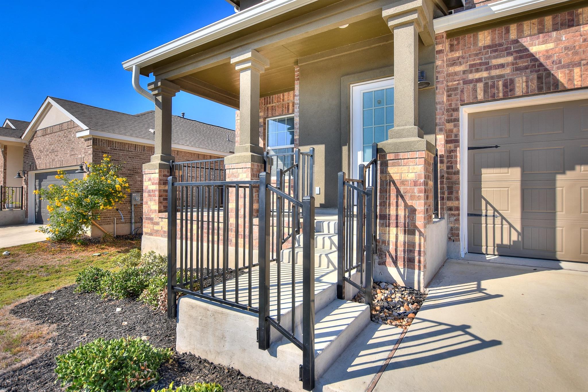 2221 Four Waters LOOP