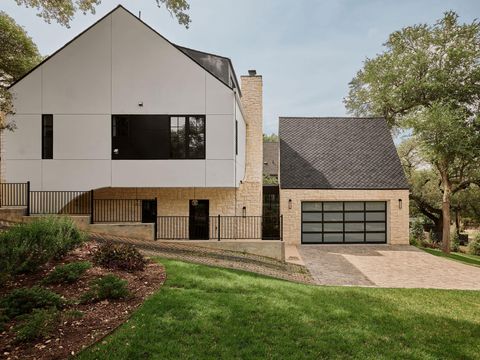 Photo of 809 Mariposa DR #1, Austin, TX 78704 (MLS # 6816531)