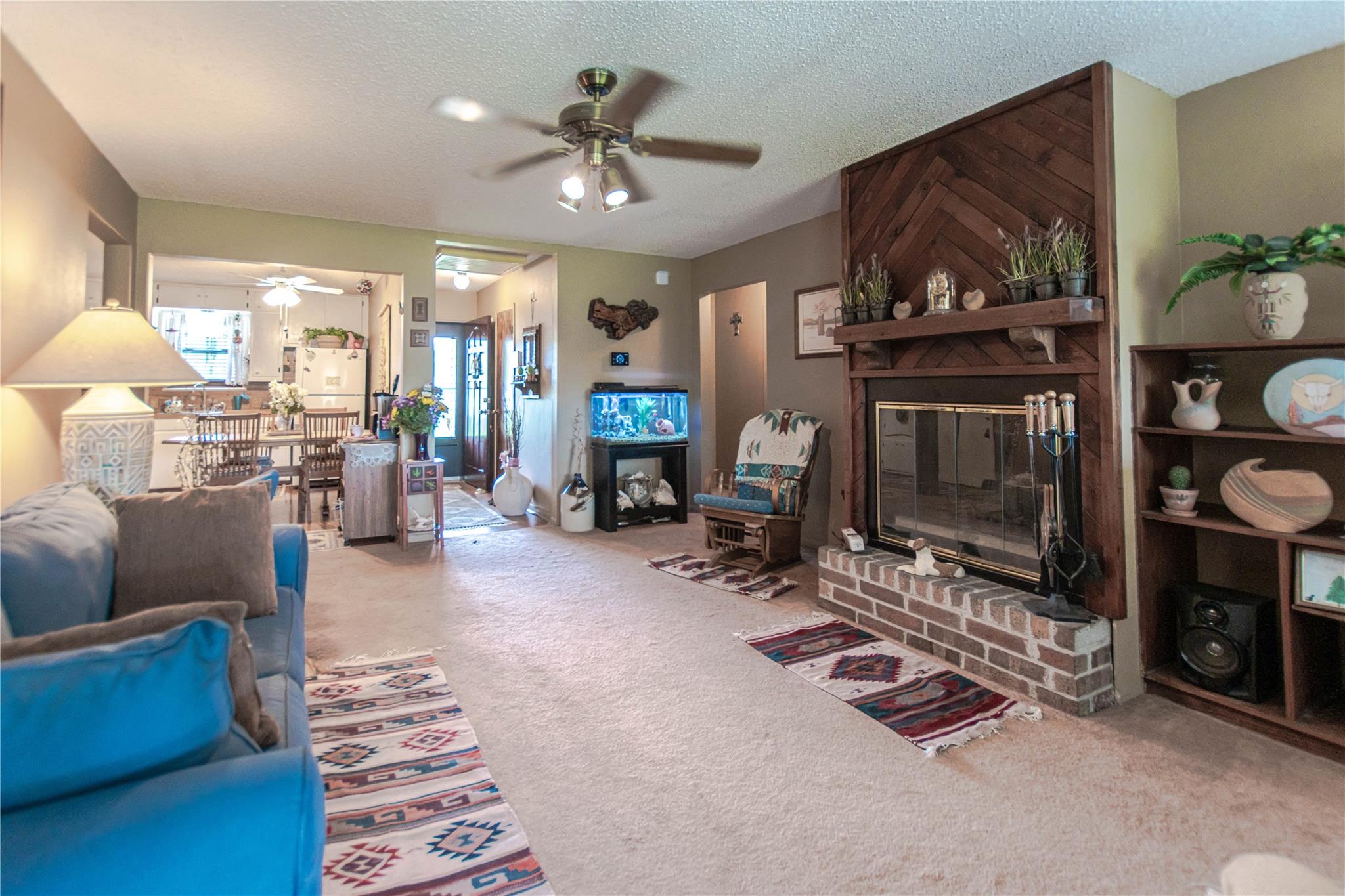 12805 Bob Johnson LN