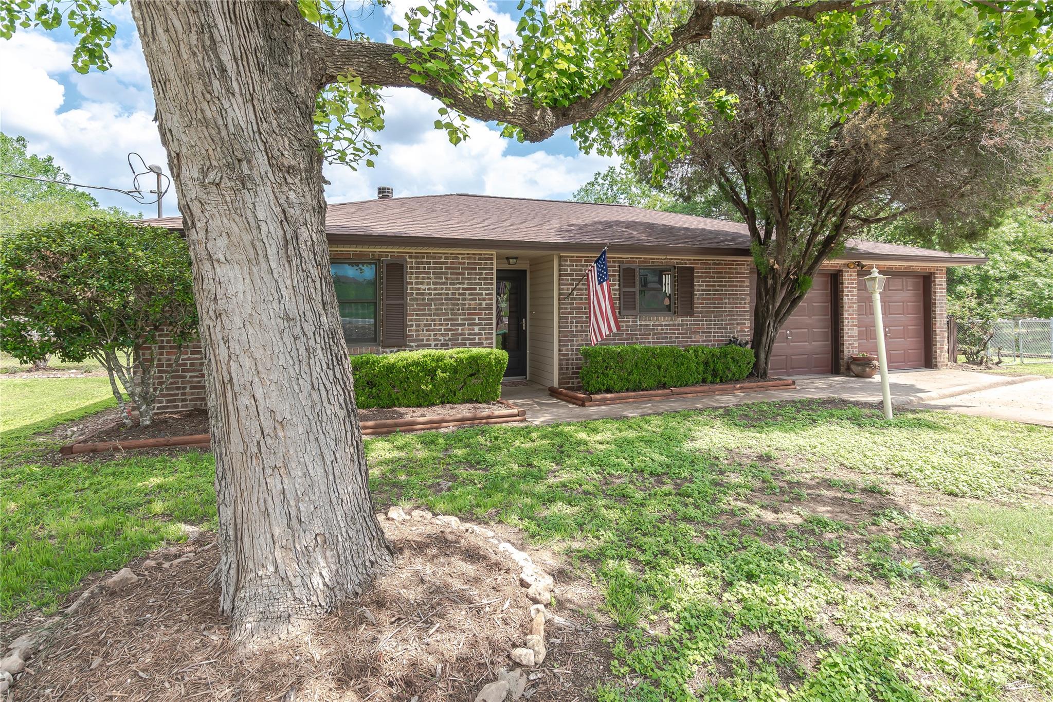 12805 Bob Johnson LN