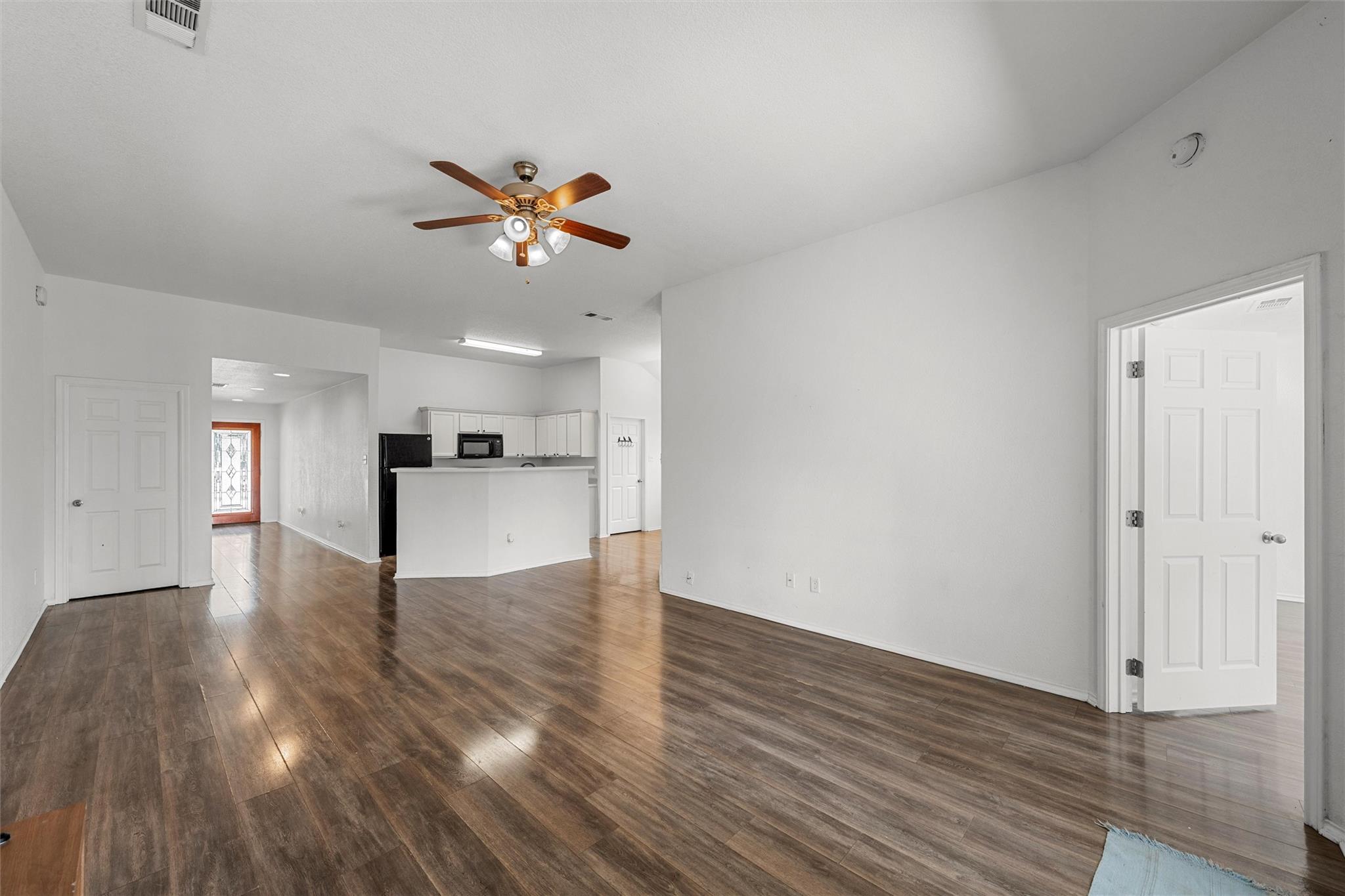 109 Quartz DR