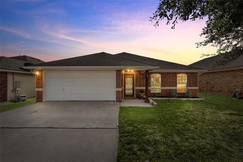 109 Quartz DR Jarrell TX 76537