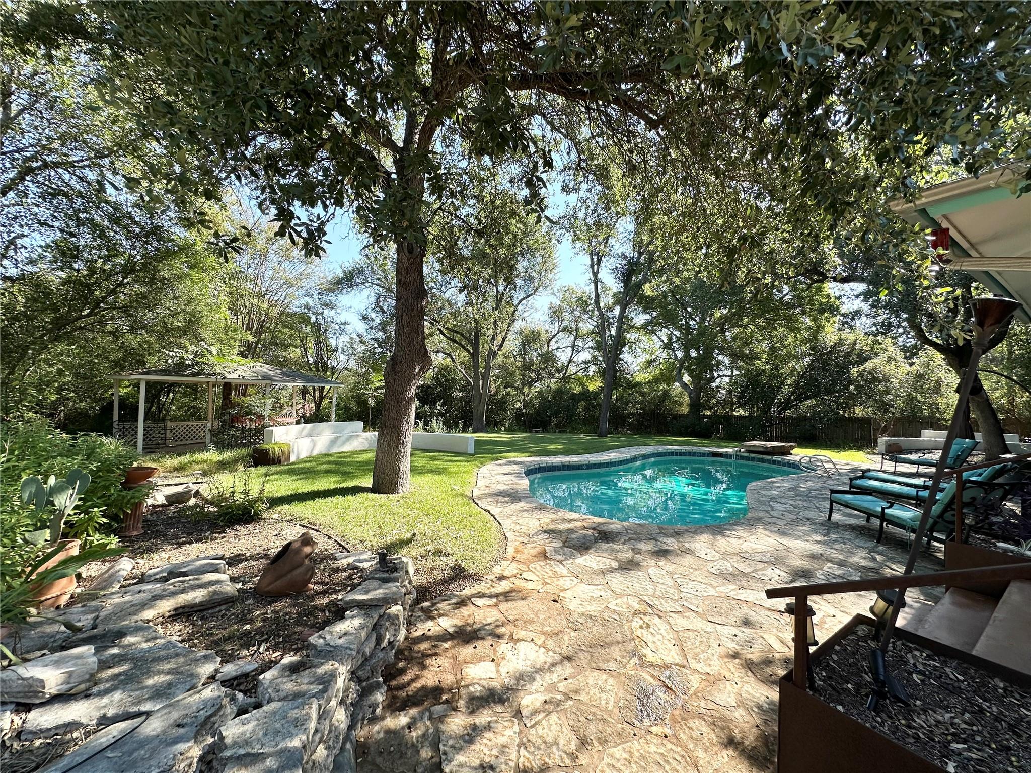 400 Juniper RD