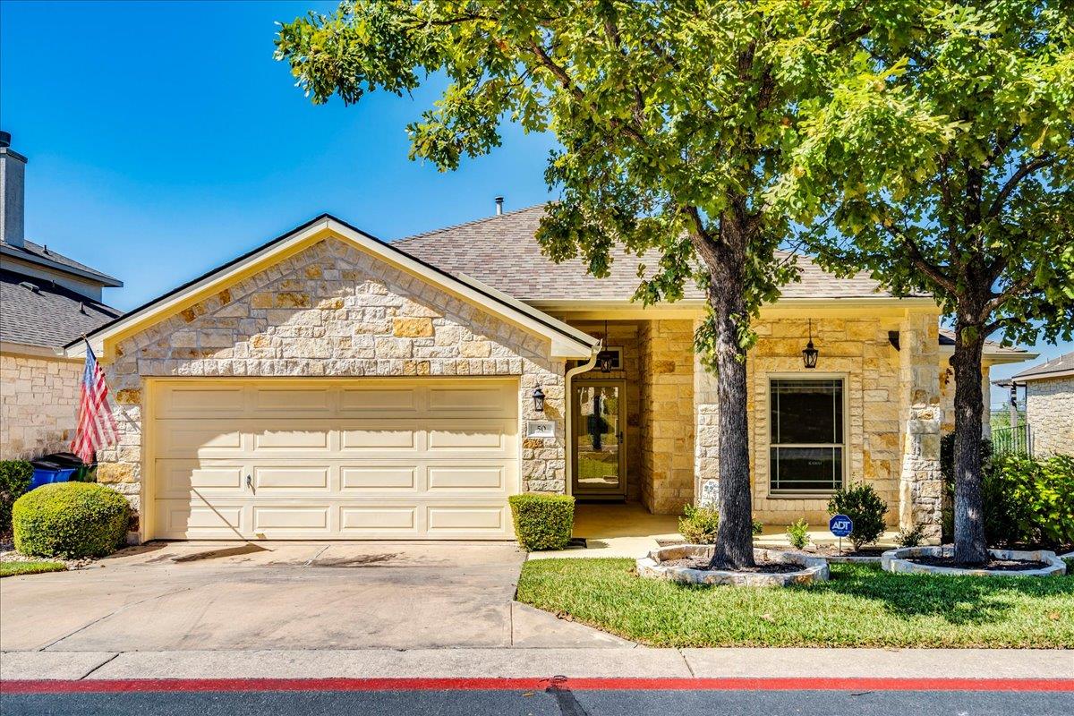 50 White Magnolia CIR