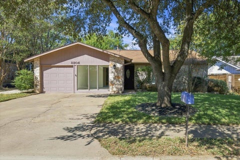 Photo of 8304 Seminary Ridge DR, Austin, TX 78745 (MLS # 7539623)