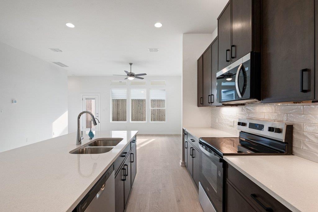 2205 Cento WALK
