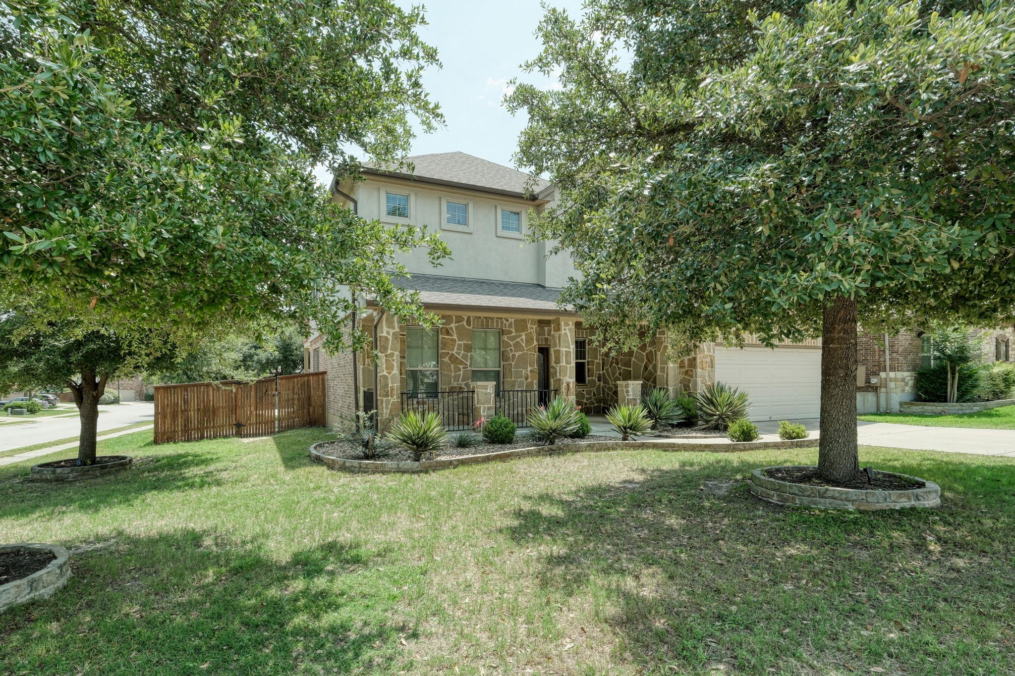 2937 Castellan LN