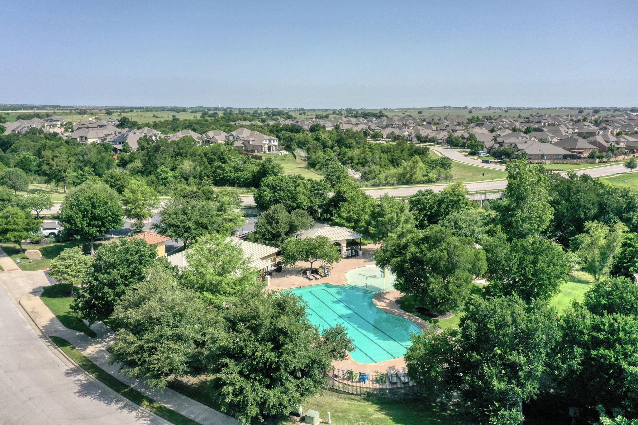2937 Castellan LN