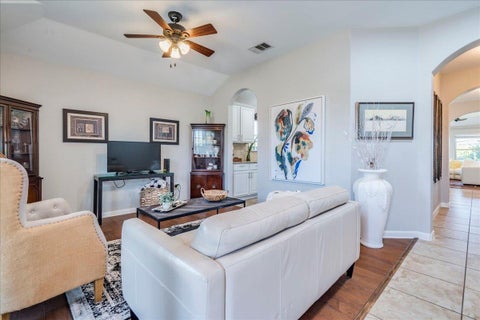 Tiny photo for 17912 Linkhill DR, Dripping Springs, TX 78620 (MLS # 3648305)