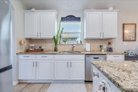 Tiny photo for 17912 Linkhill DR, Dripping Springs, TX 78620 (MLS # 3648305)