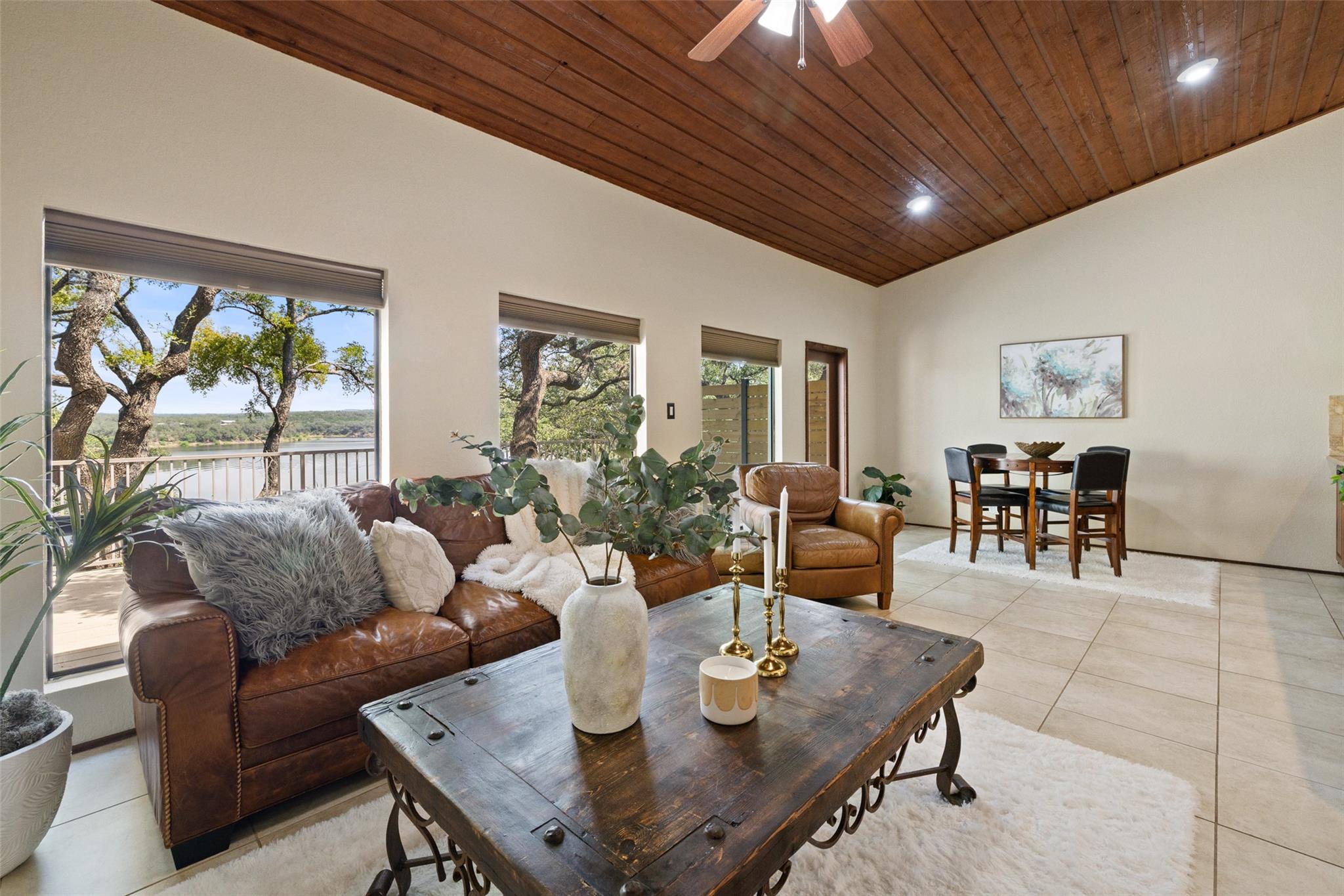 508 Harbor DR 5