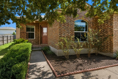 Photo of 207 Wild Cat DR, Bastrop, TX 78602 (MLS # 9901379)