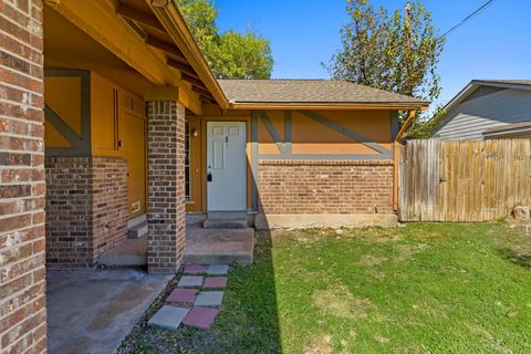 Photo of 1914 Nicole CIR #A, Round Rock, TX 78664 (MLS # 8641719)