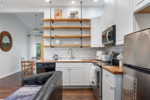 Tiny photo for 11420 Rim Rock TRL, Austin, TX 78737 (MLS # 6599117)