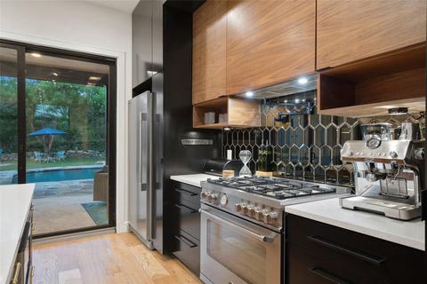 Tiny photo for 11420 Rim Rock TRL, Austin, TX 78737 (MLS # 6599117)