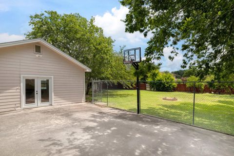 Tiny photo for 13446 Onion Creek DR, Manchaca, TX 78652 (MLS # 1793018)