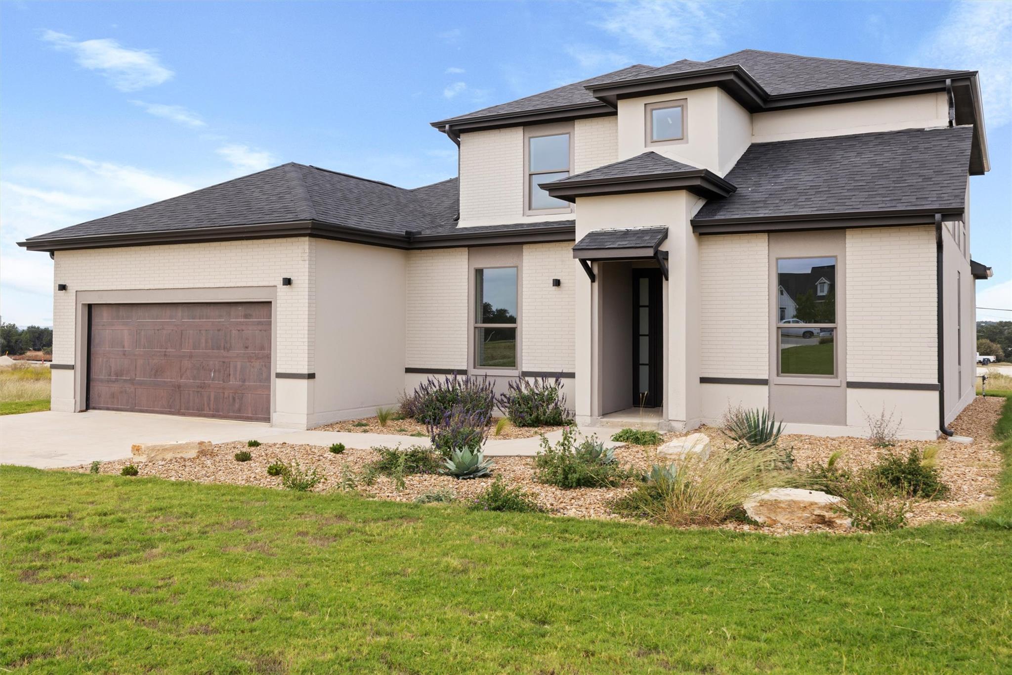109 Fall DR