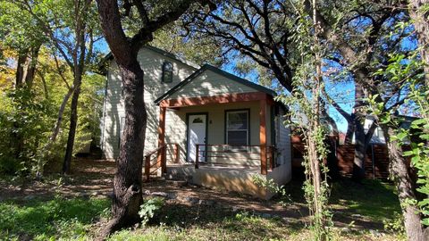 Photo of 2706 S 4th ST #A, Austin, TX 78704 (MLS # 1487820)