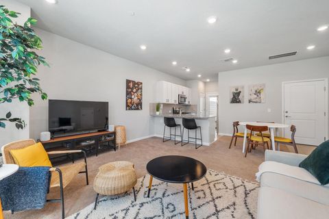 Photo of 9015 Cattle Baron PATH #403, Austin, TX 78747 (MLS # 4383396)