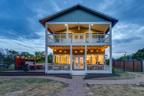 6003 Rittenhouse Shore DR Austin TX 78734