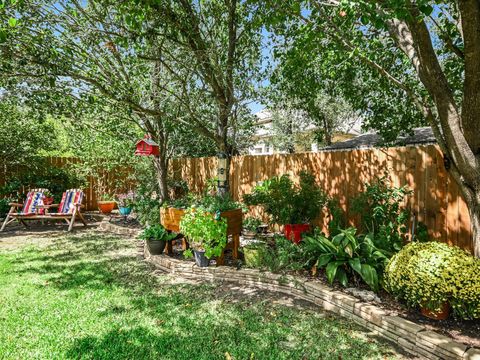 Tiny photo for 11601 Via Grande DR, Austin, TX 78739 (MLS # 2089590)