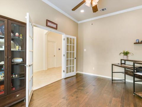 Tiny photo for 11601 Via Grande DR, Austin, TX 78739 (MLS # 2089590)