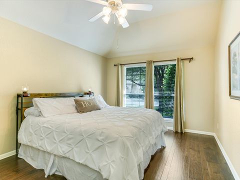 Tiny photo for 11601 Via Grande DR, Austin, TX 78739 (MLS # 2089590)