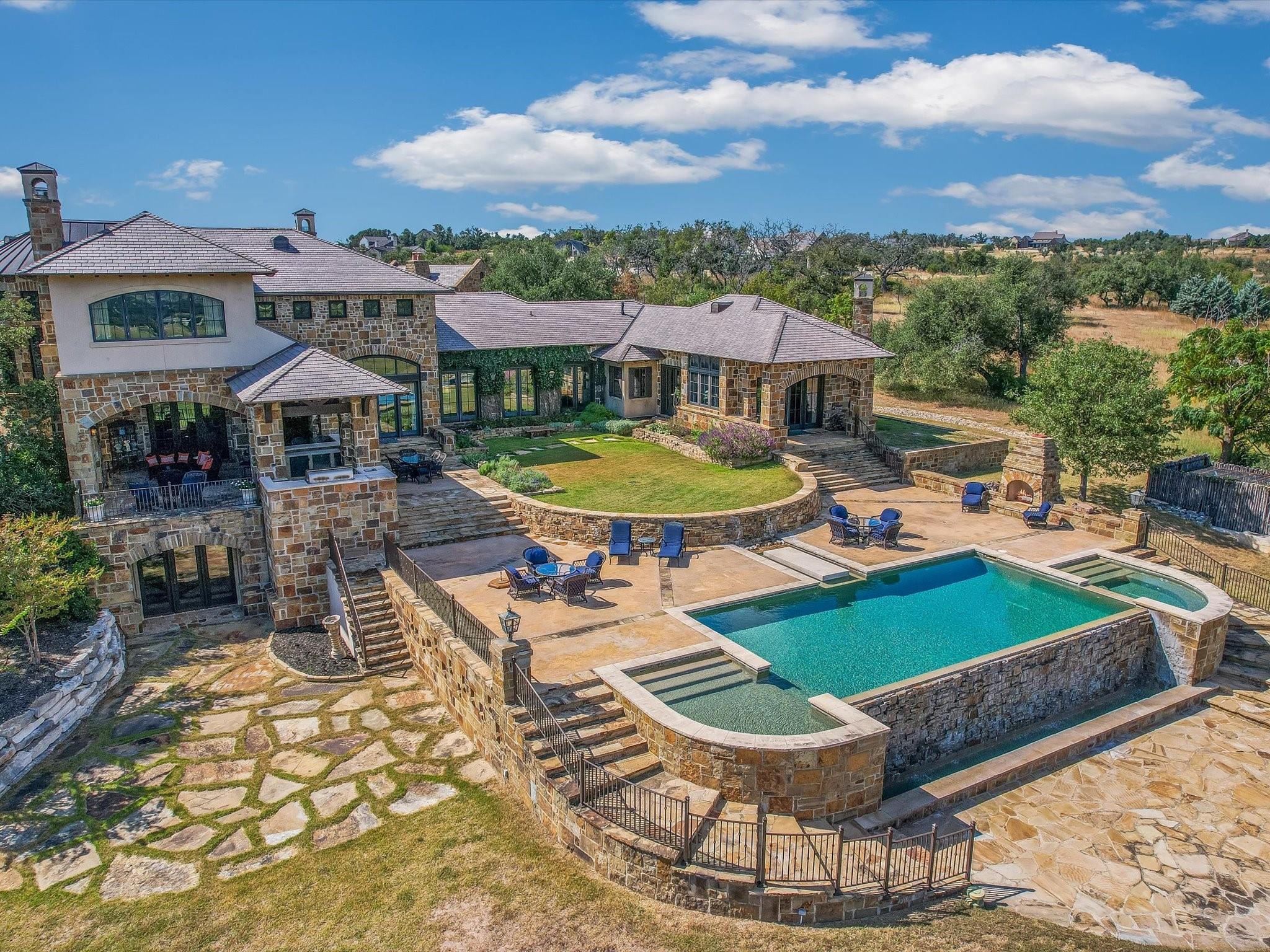 2515 Boot Ranch Circle