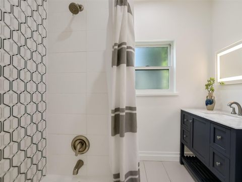 Tiny photo for 104 Westhaven DR, West Lake Hills, TX 78746 (MLS # 5439792)