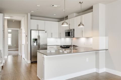 Tiny photo for 2724 Treble LN #324, Austin, TX 78704 (MLS # 9325874)