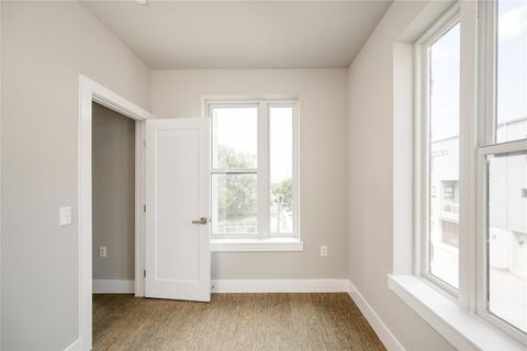 Tiny photo for 2724 Treble LN #324, Austin, TX 78704 (MLS # 9325874)