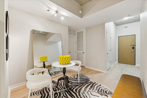 Tiny photo for 360 Nueces ST #1417, Austin, TX 78701 (MLS # 4398478)