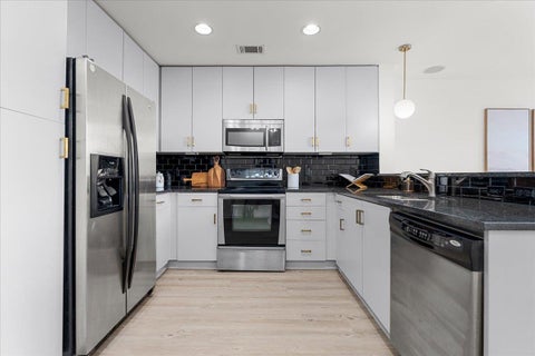Tiny photo for 360 Nueces ST #2807, Austin, TX 78701 (MLS # 3759124)