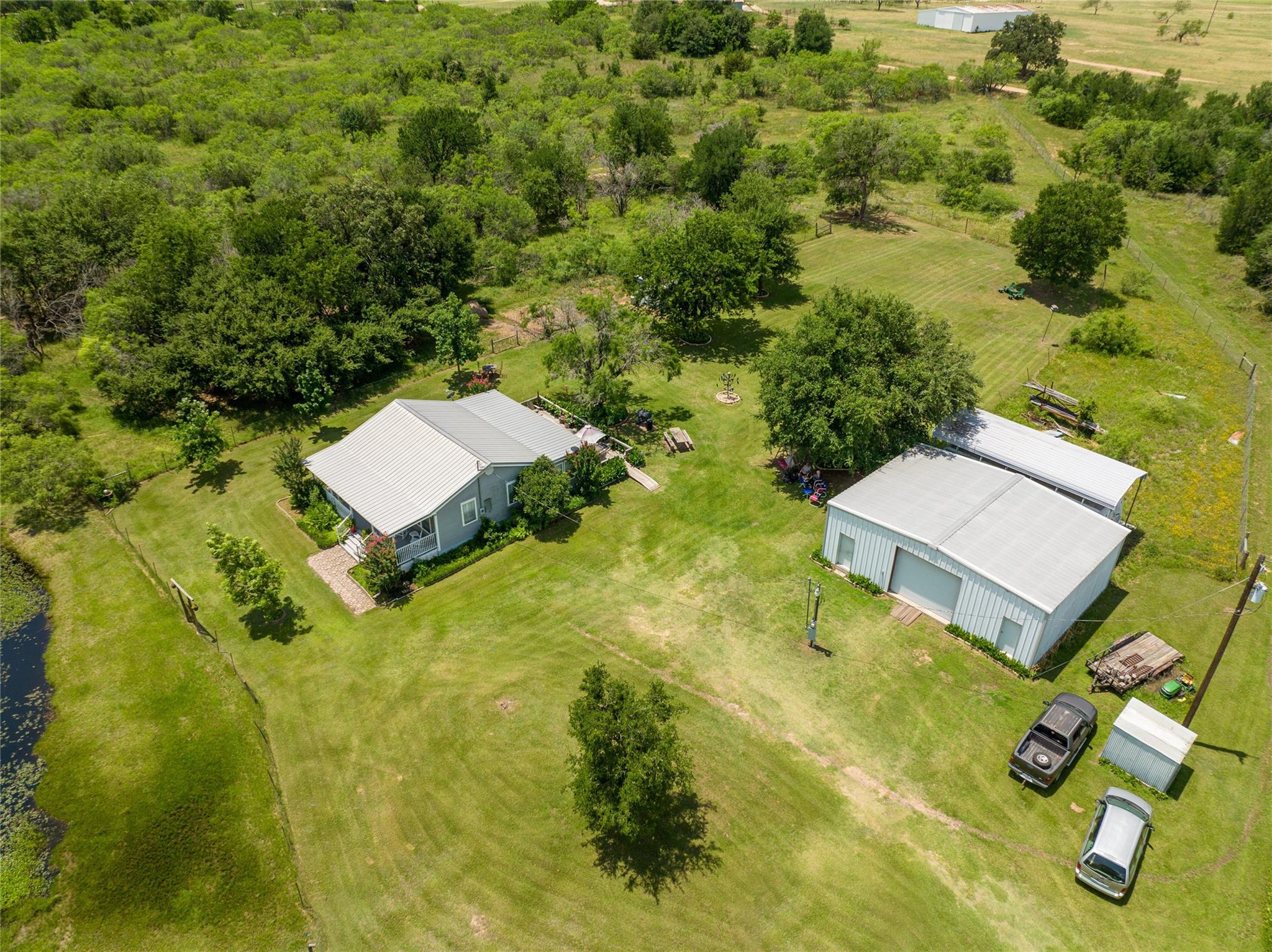 6507 N Us Highway 77 RD