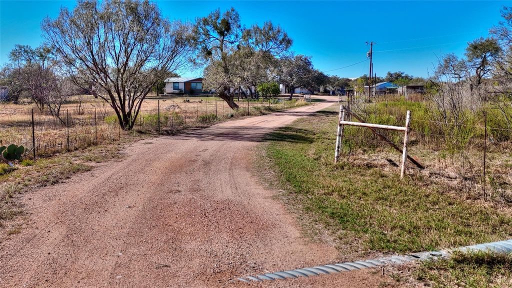 Photo of 204 Lagitos LN, Llano, TX 78643 (MLS # 3736960)