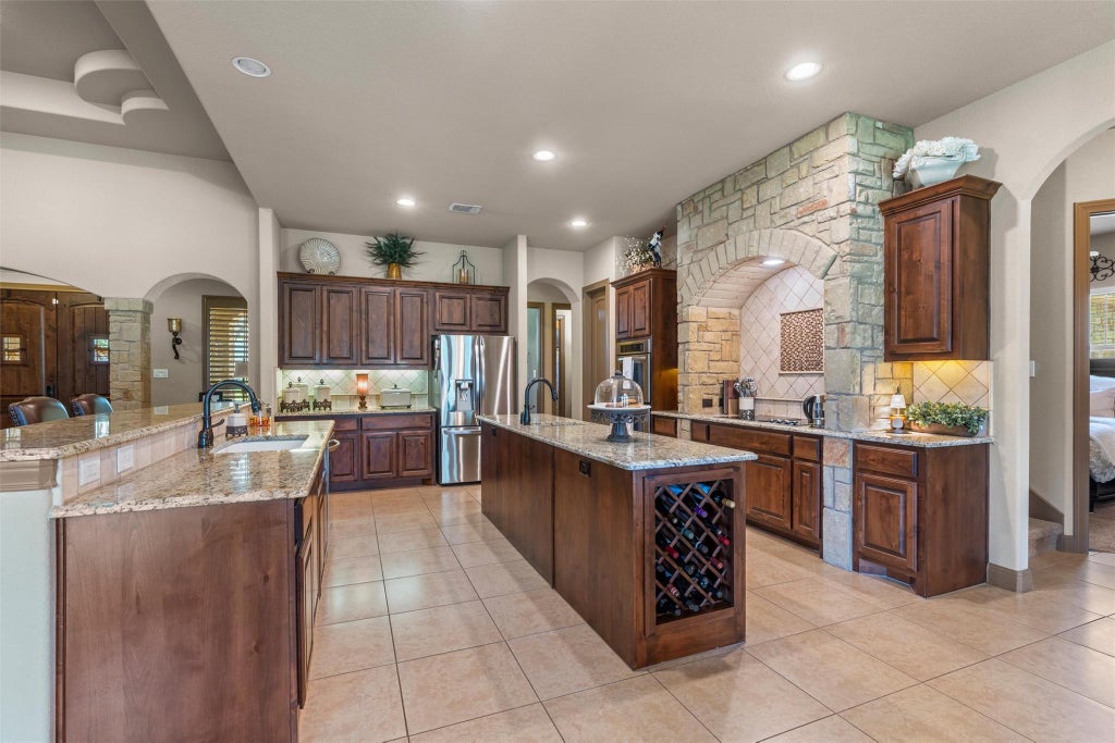 Photo of 104 Vista LN, Georgetown, TX 78633 (MLS # 8870140)