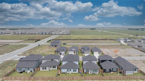 513 Estuary DR Maxwell TX 78656