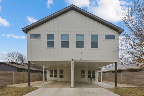 Photo of 2009 Iroquois LN #B, Austin, TX 78741 (MLS # 1590491)