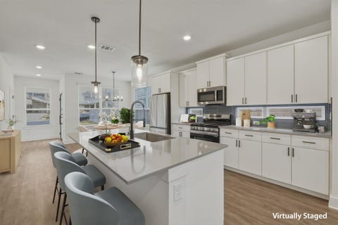 Tiny photo for 2009 Iroquois LN #B, Austin, TX 78741 (MLS # 1590491)