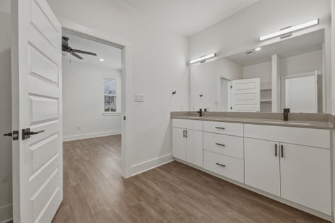 Tiny photo for 2009 Iroquois LN #B, Austin, TX 78741 (MLS # 1590491)