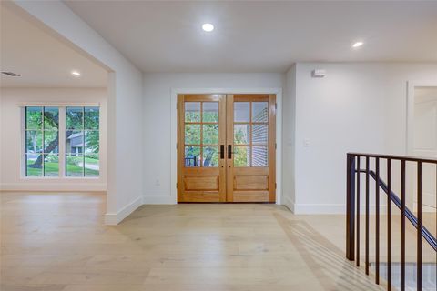 Tiny photo for 3514 Highland View DR, Austin, TX 78731 (MLS # 9234749)