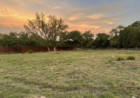 Photo of 21601 Santa Carlo Ave, Lago Vista, TX 78645 (MLS # 3191505)