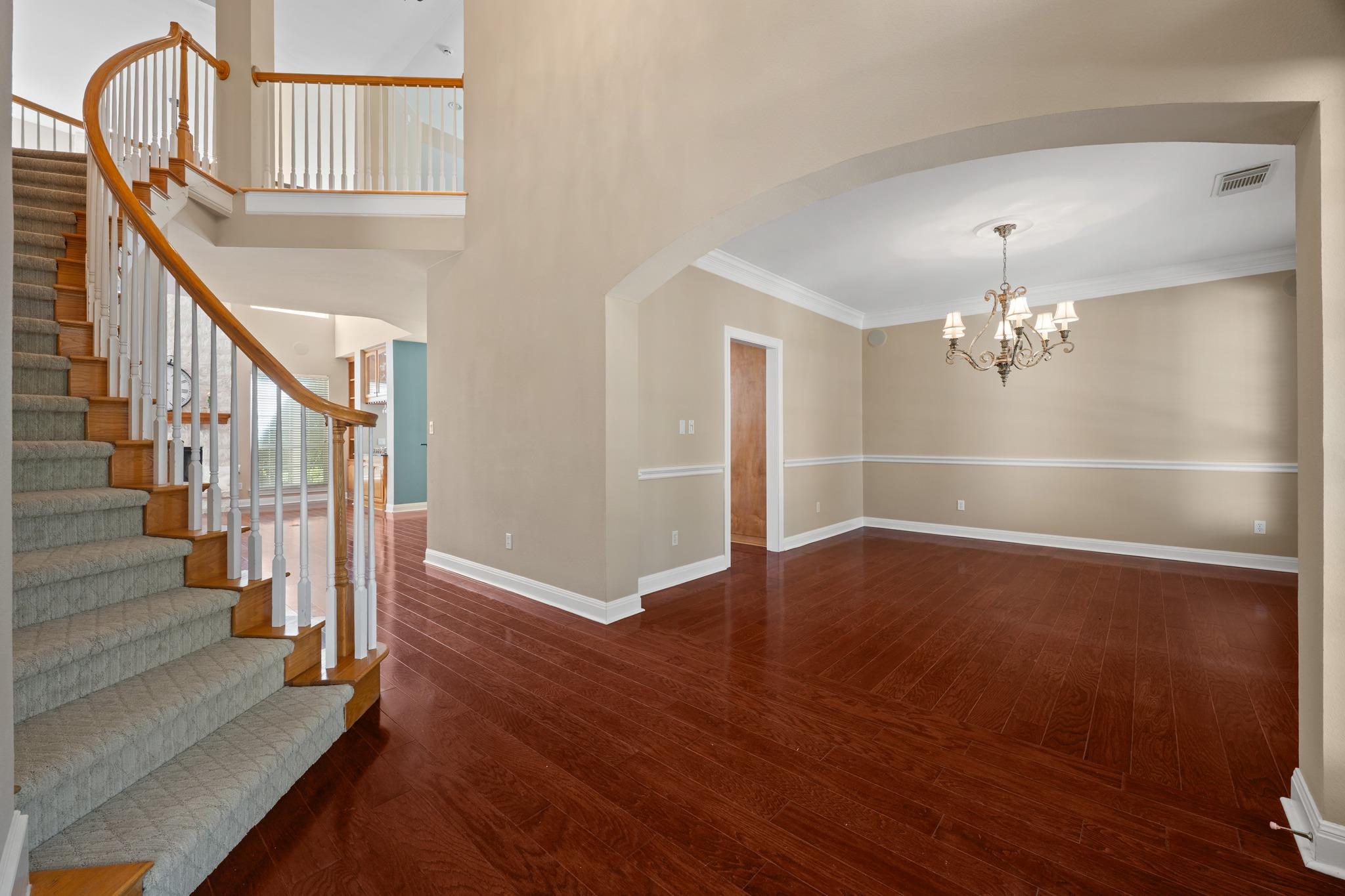 34 Hedgebrook WAY