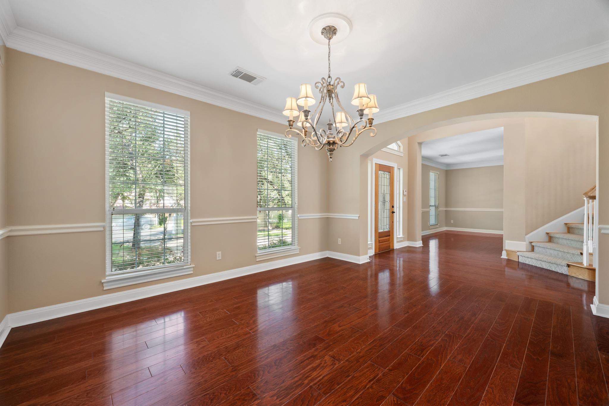 34 Hedgebrook WAY
