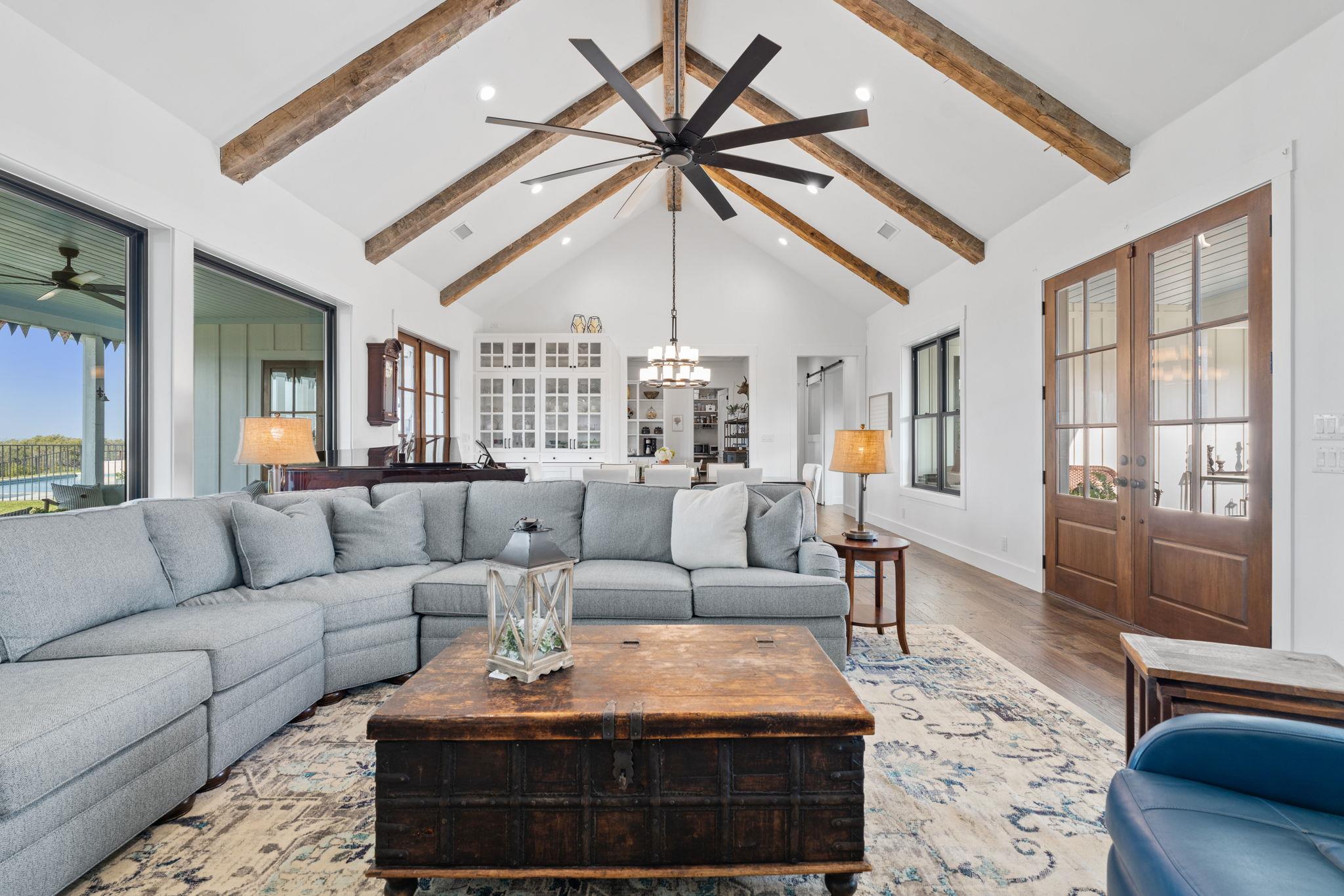 452 Southwick Ranch RD