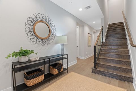 Tiny photo for 4510 Unity CIR, Austin, TX 78731 (MLS # 2147408)