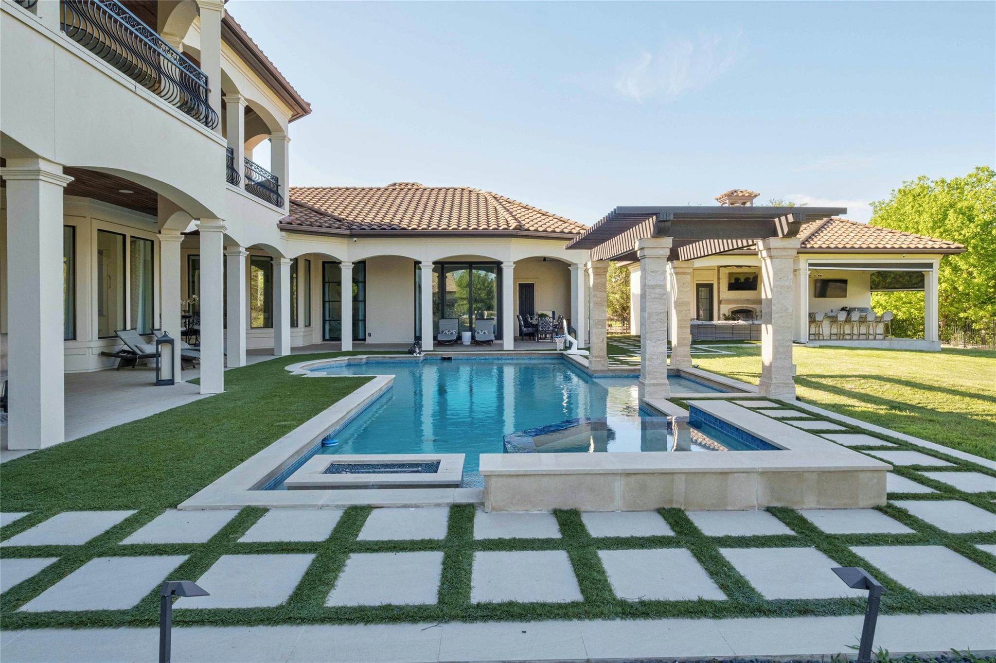 14132 Flat Top Ranch RD
