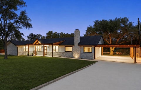 Photo of 20100 Siesta Shores DR, Spicewood, TX 78669 (MLS # 1301544)
